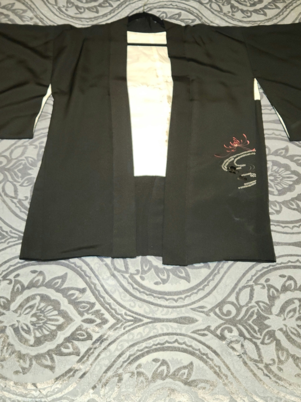 Black Women's Embroidered Kimono